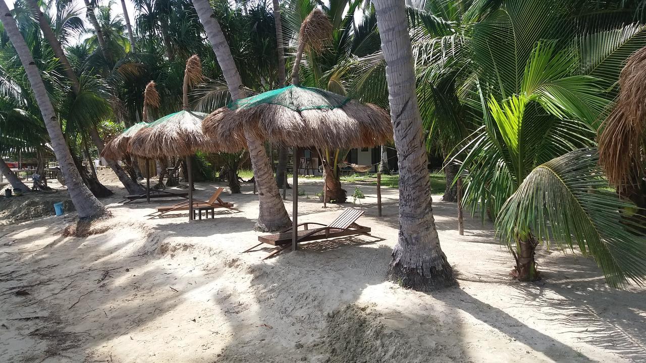 Peace & Love Beach Club Roxas  Bagian luar foto